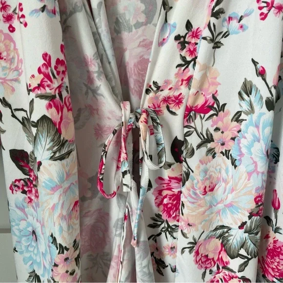 Pretty floral print full length robe | Medium - Picture 8 of 12